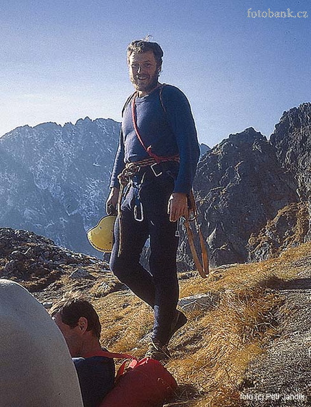 Tom Kysilka na trenérském kurzu v Tatrách. V pozadí Gerlach.
Foto Petr Jandík
dia kinofilm TXIV_07_kysilka.jpg