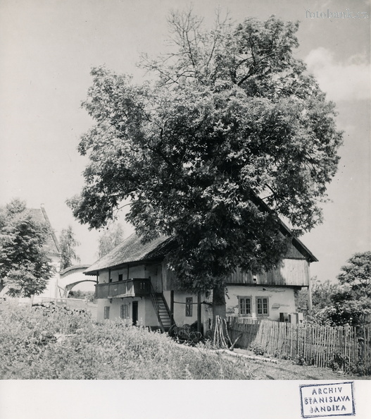 Fotografie samota Hrádnice u Ostromeče, foto Stanislav Jandík, poznámka 43b JK000325.jpg